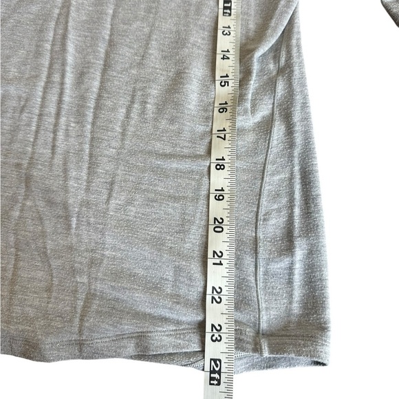 Lululemon Long Sleeve Light Pullover Crew - Picture 5 of 5